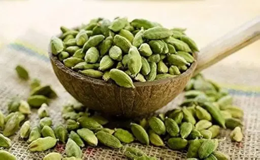 JS90 FOODS 25gm Choti Elaichi (Small Green Cardamom) – Aromatic & Flavorful Spice for Cooking, Tea & Sweets